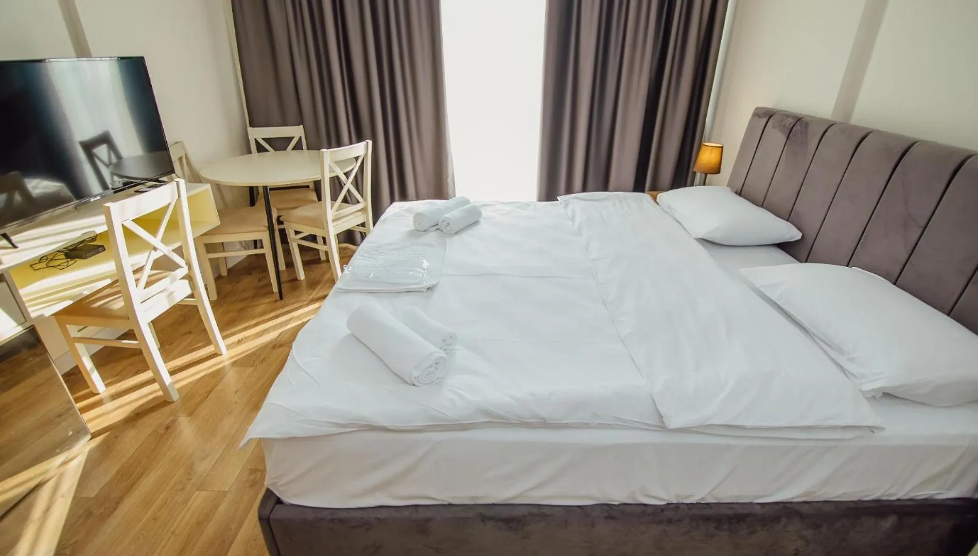 Lägenhet Roion Batumi Studio With Pool E 1112